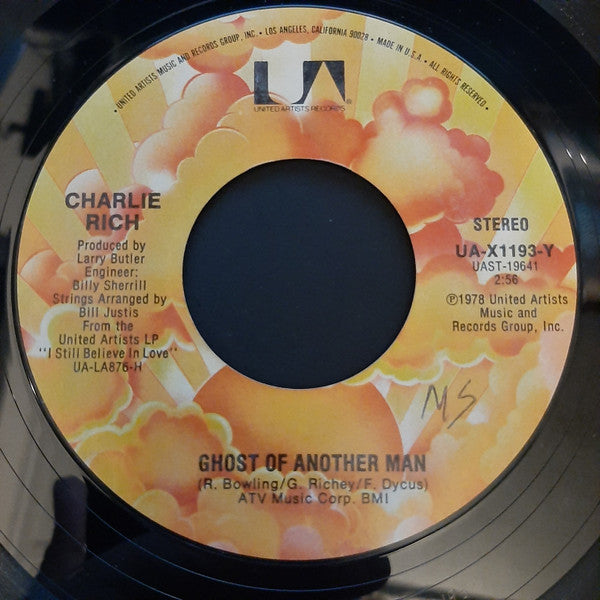Charlie Rich : Puttin' In Overtime At Home (7", Single, Styrene, All)