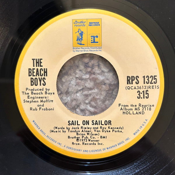 The Beach Boys : Sail On Sailor (7", Single)