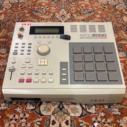 AKAI MPC-2000 with GOTEK Floppy Emulator
