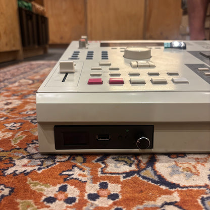 AKAI MPC-2000 with GOTEK Floppy Emulator
