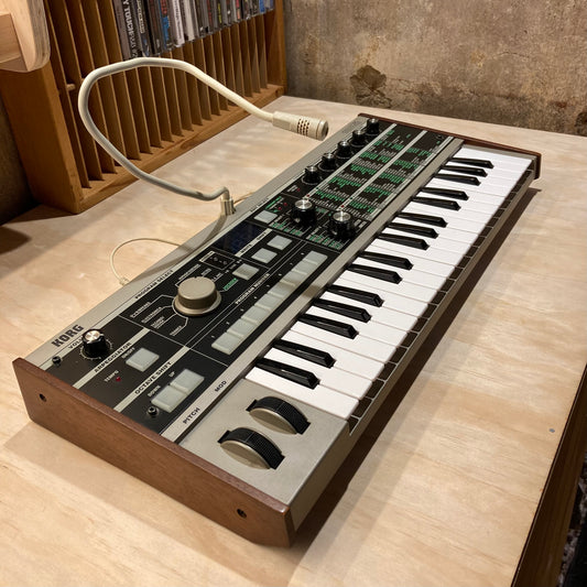 Korg MicroKORG 37-Key Synthesizer/Vocoder