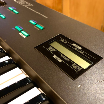 Yamaha DX27 Programmable Algorithm Synthesizer 1985