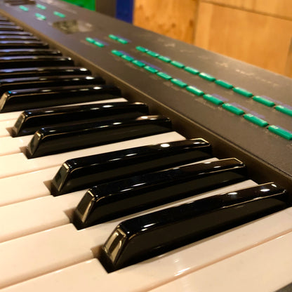 Yamaha DX27 Programmable Algorithm Synthesizer 1985