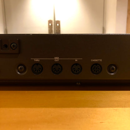 Yamaha DX27 Programmable Algorithm Synthesizer 1985