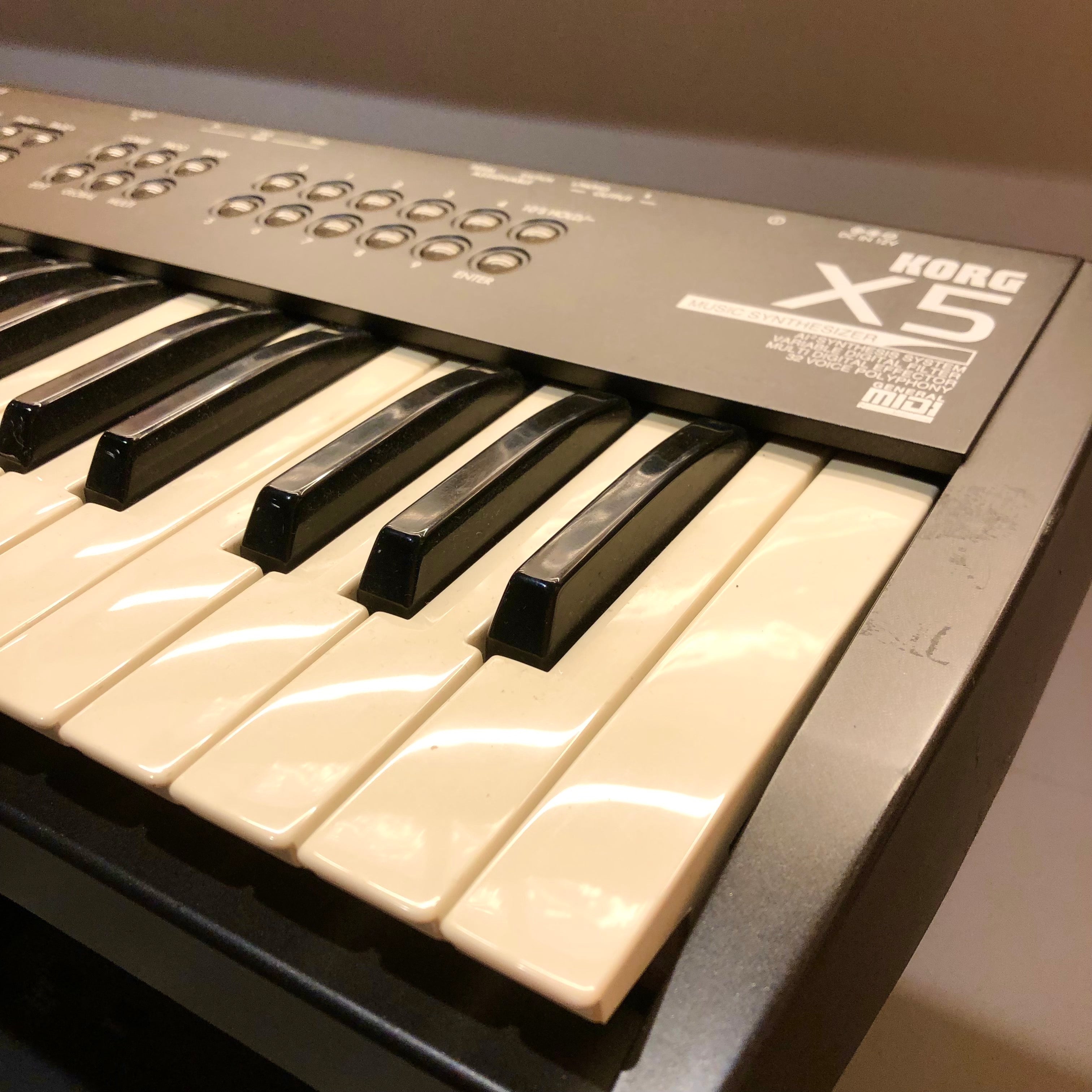 KORG X5 Polyphonic Synthesizer 1995 – Wax Museum Records