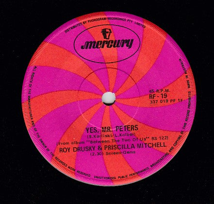 Roy Drusky, Priscilla Mitchell - Yes, Mr. Peters / Trouble On Our Line (7", 45 RPM, Single) (Very Good (VG))