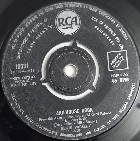 Elvis Presley - Jailhouse Rock /  Treat Me Nice (7", 45 RPM, Single) (Very Good (VG))