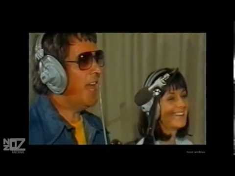 Ernie Sigley & Denise Drysdale - Hey Paula (1974)