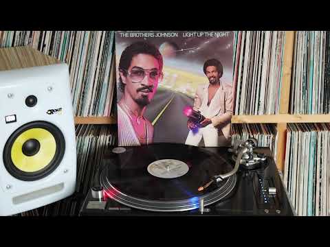 The Brothers Johnson - Light Up The Night (1980) - A1 - Stomp!