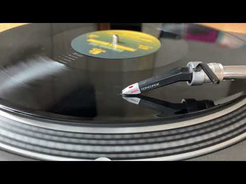 EMANUELE CISI - PHAROAH'S MESSAGE - JOE CLAUSSELLSACRED RHYTHM REMIXES (RT 004PRO RIGHT TEMPO PRO)